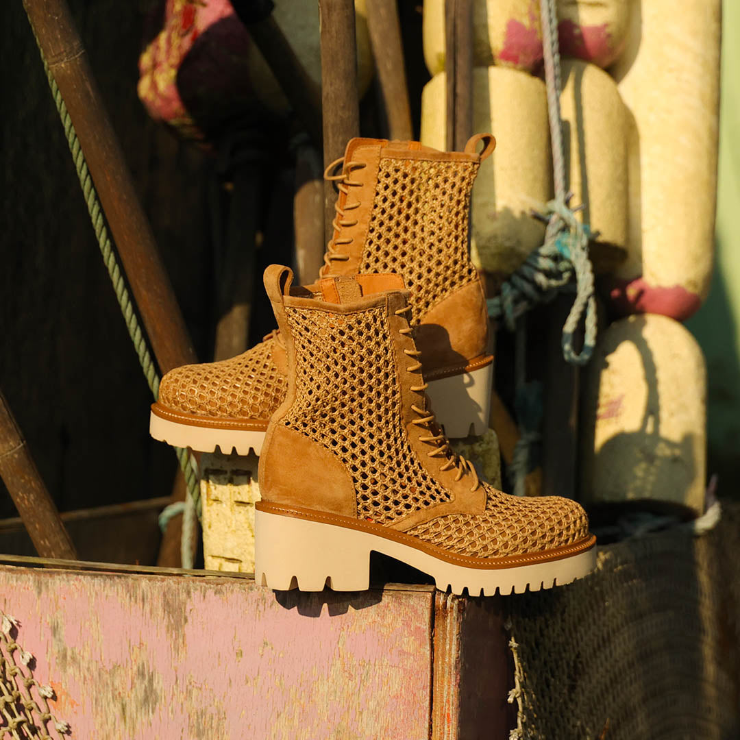 boots-perforees-mamzelle-uldin-beige-a-mocassi-les-sables-d-olonne