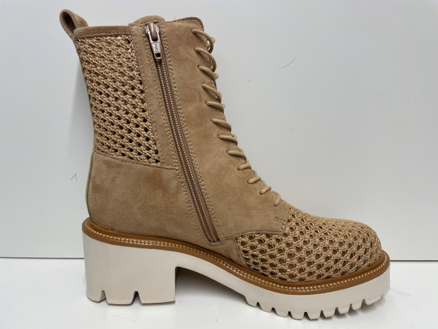 boots-perforees-mamzelle-uldin-beige-b-mocassi-les-sables-d-olonne_jpg