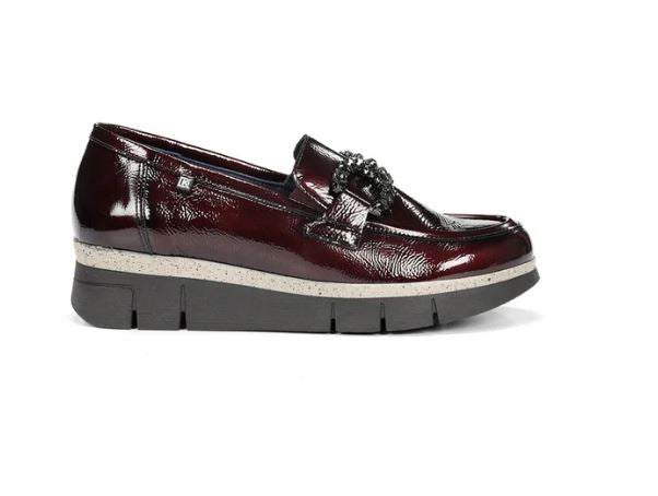 mocassin-compense-dorking-d9325-verni-bordeaux-d-mocassi-les-sables-d-olonne-karston-niort