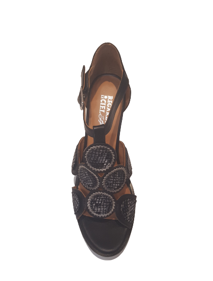 nu-pieds-regarde-le-ciel-sylvie-73-noir-b-mocassi-les-sables-d-olonne-removebg-preview.png-removebg-preview.png
