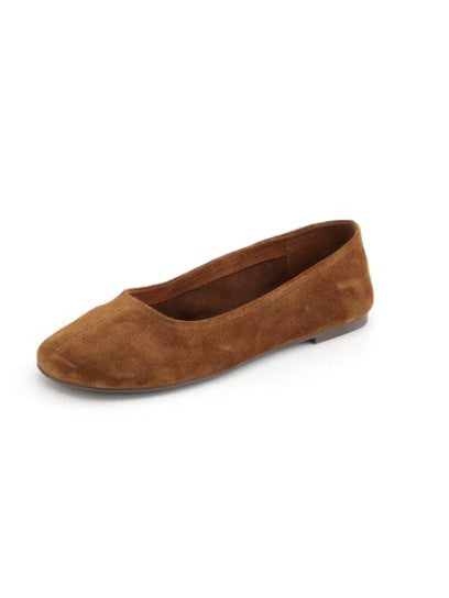 Emilie Karston Lena camel