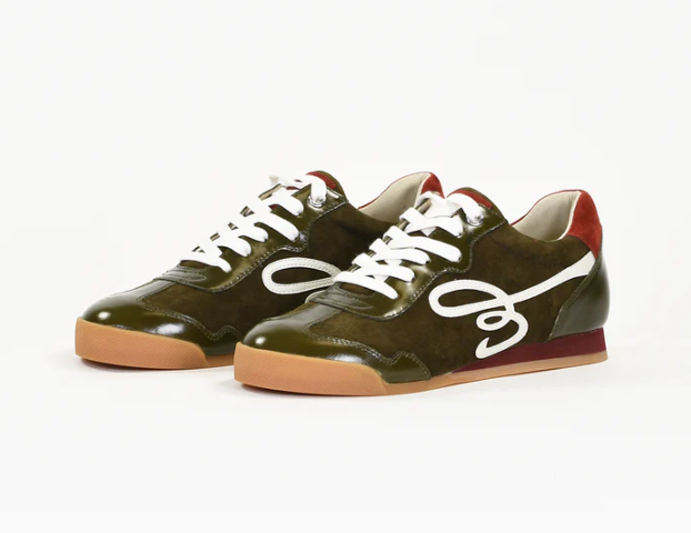 Emilie karston Rafaelle olive