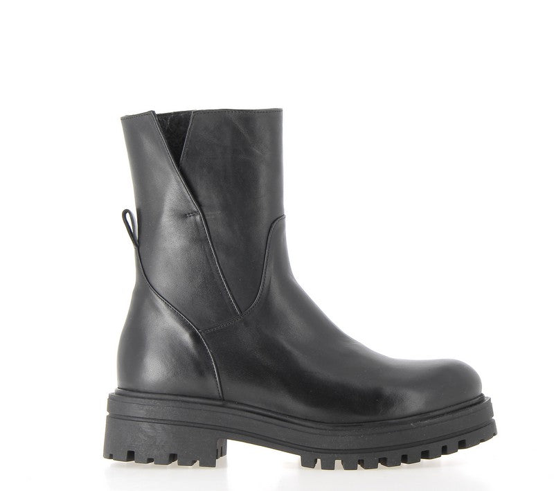 boots-coco-abricot-MEZANGERS-noir-e-mocassi-les-sables-d-olonne