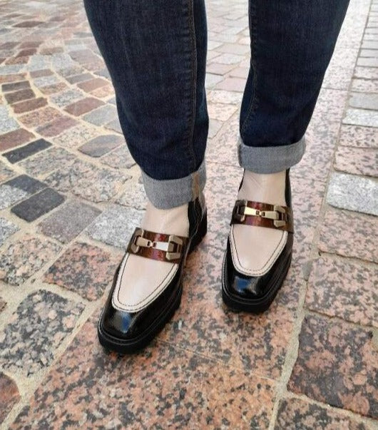 boots-dansi-5866-blanc-nior-b-mocassi-les-sables-d-olonne-karston-niort