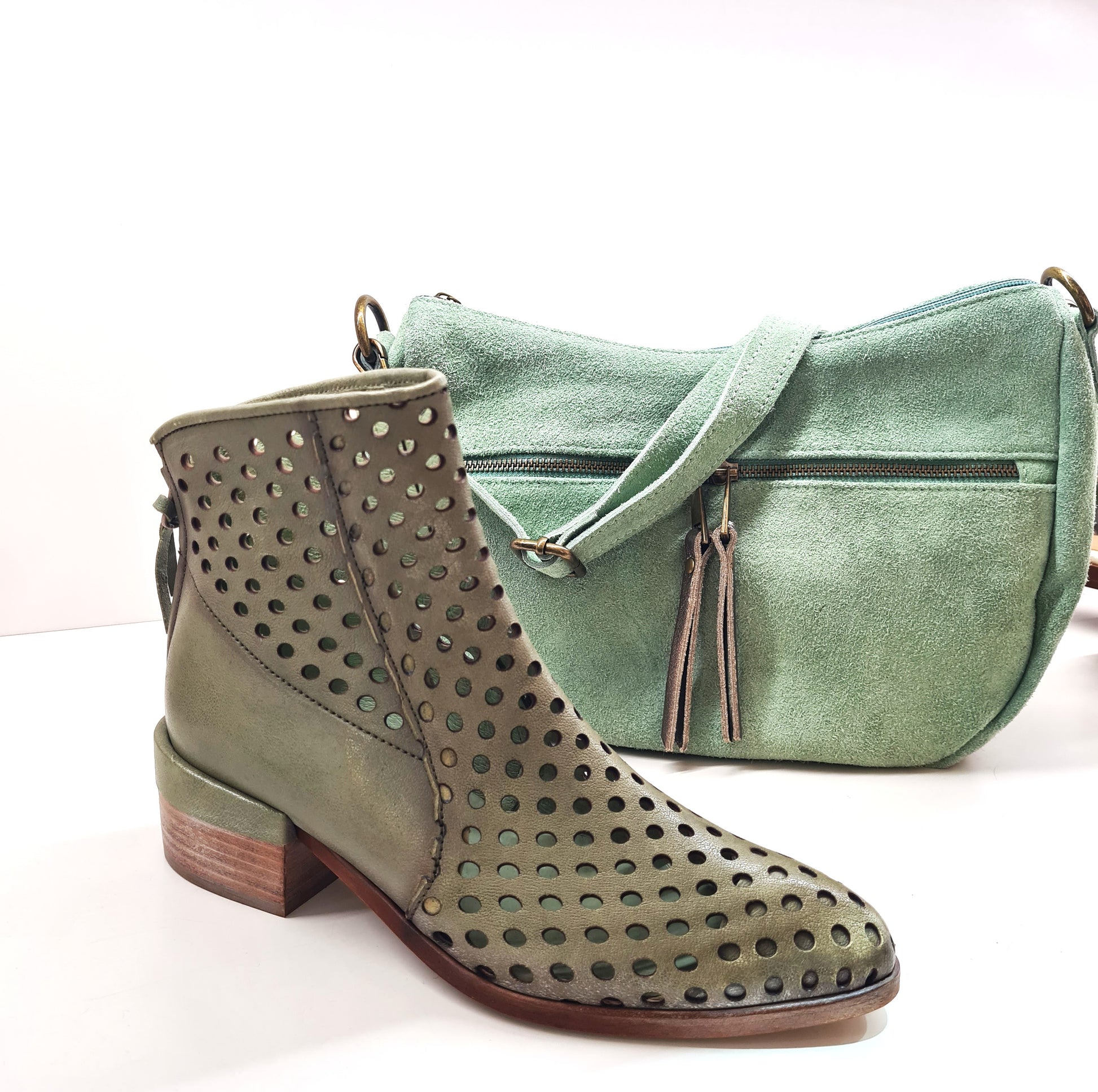 bottine-little-la-suite-24128-karston-niort-mocassi-les-sables-d-olonne