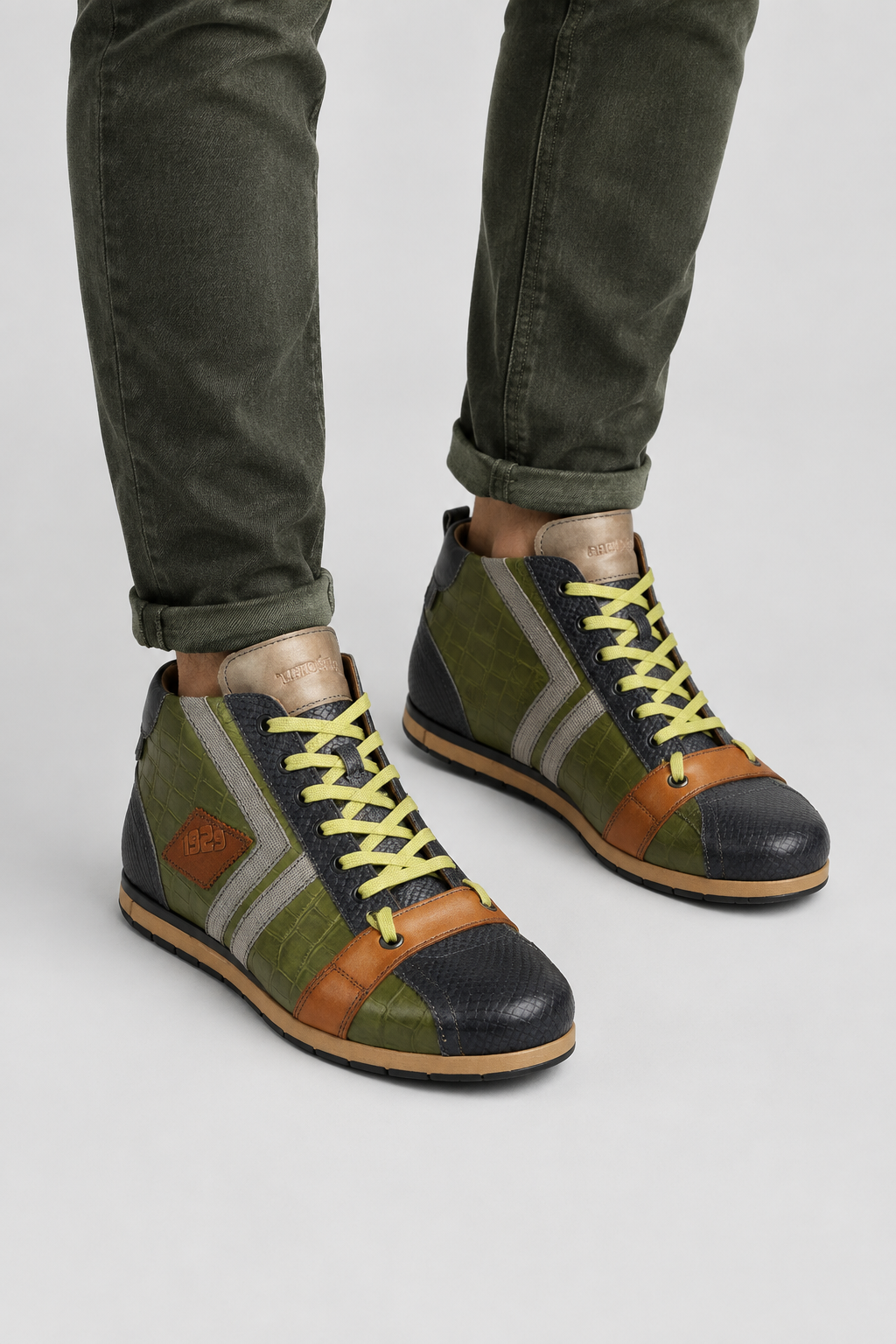 Basket montante Kamo Gutsu Tifo 130 cuir vert fumo homme, vue d'ensemble