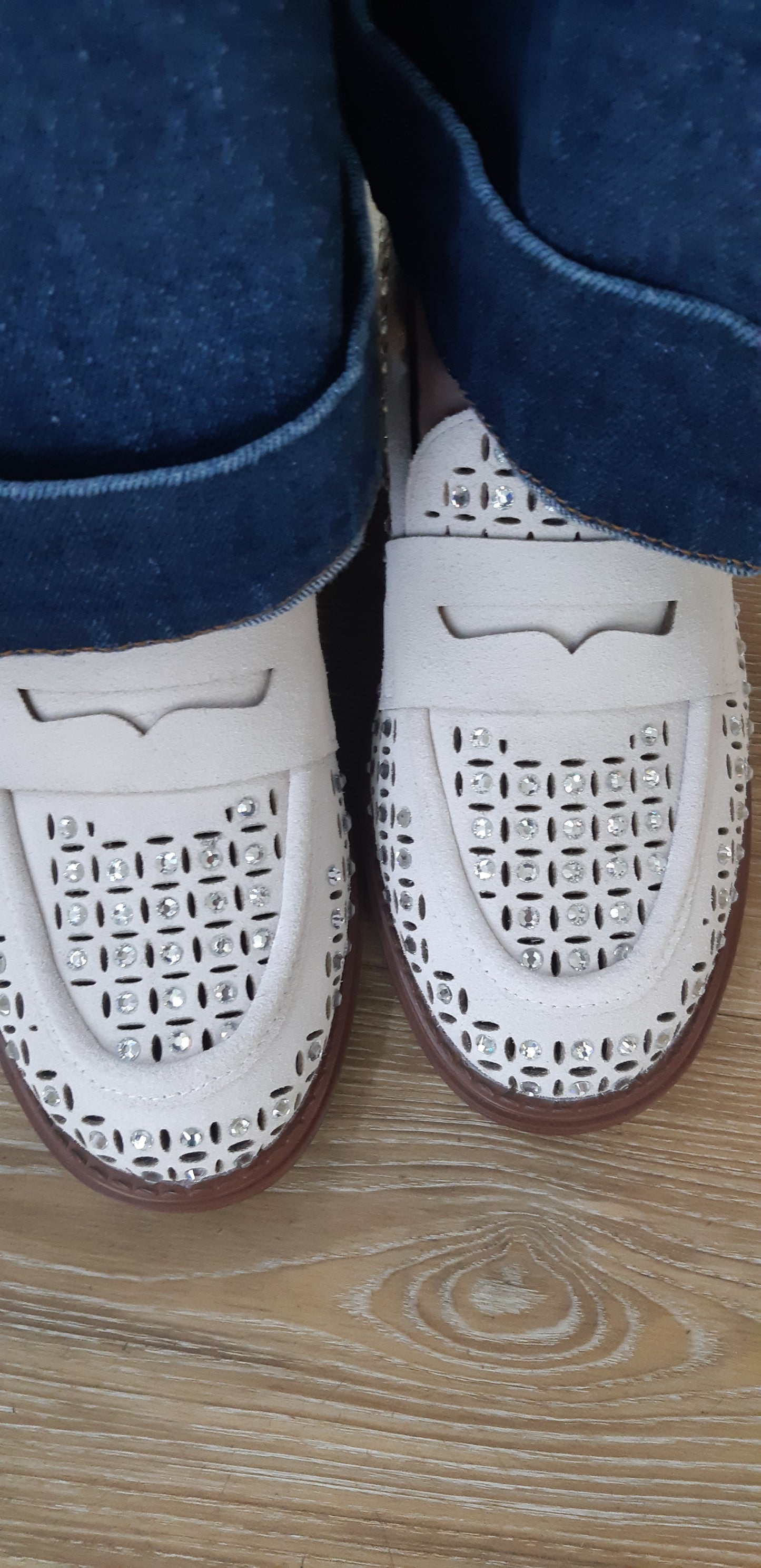 mocassin-perfore-mamzelle-barito-blanc-d-mocassi-les-sables-d-olonne