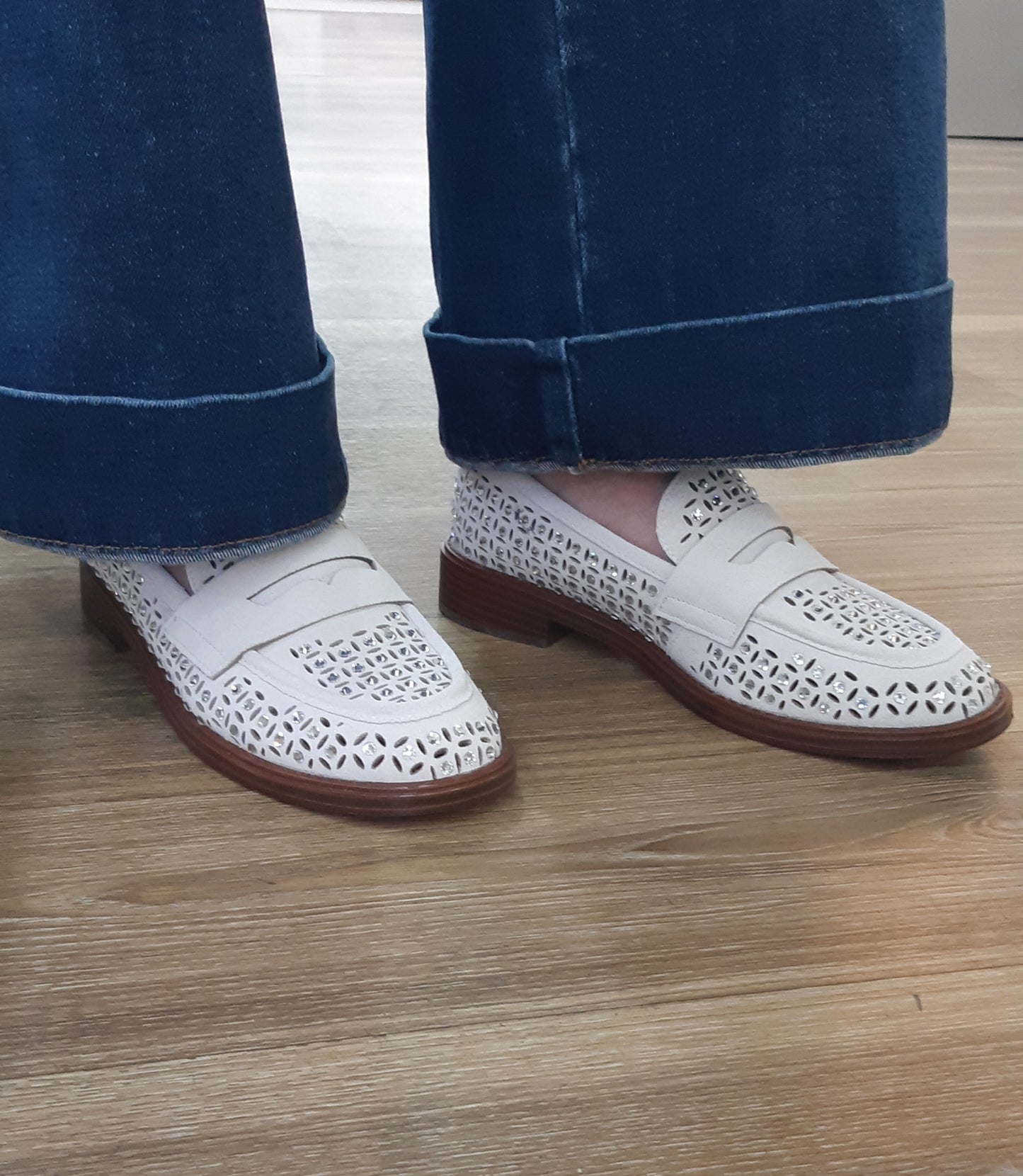 mocassin-perfore-mamzelle-barito-blanc-d-mocassi-les-sables-d-olonne