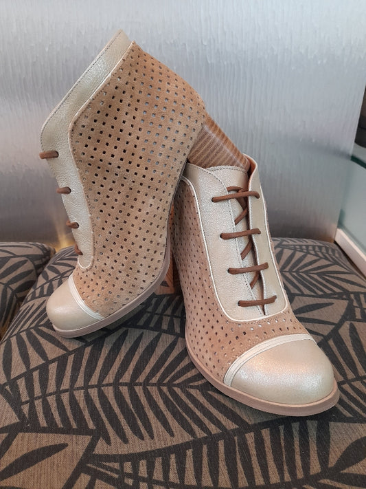 boots-nemonic-2271-nude-a-mocassi-les-sables-dolonne-niort-karston